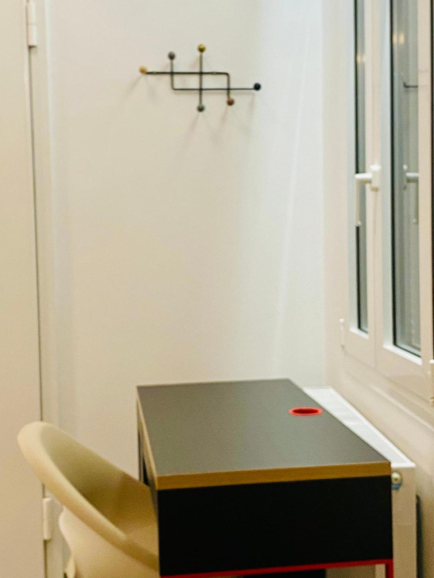 Antinoros Inn, Stylish Apartment,3' To Metro Афіни Екстер'єр фото