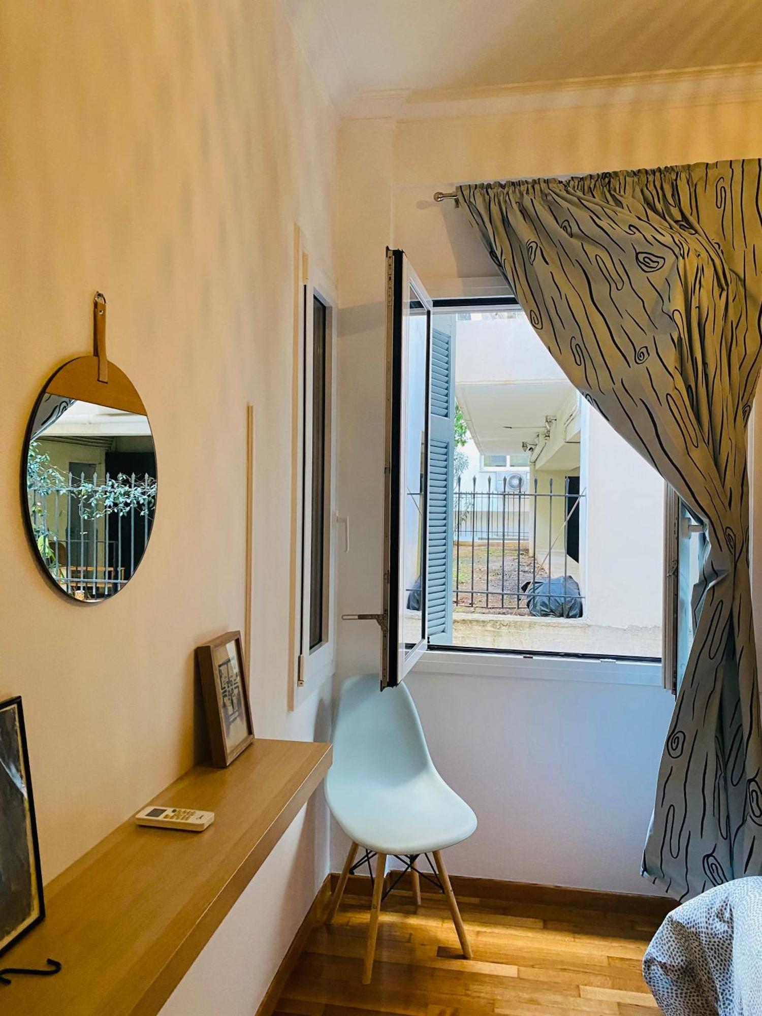 Antinoros Inn, Stylish Apartment,3' To Metro Афіни Екстер'єр фото